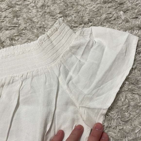 Cute embroidered top - Picture 3 of 4